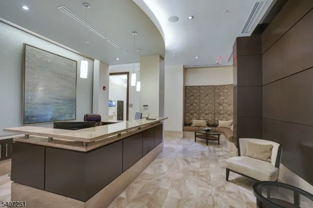 $6,500 | 40 Park412, Unit 412, Morristown, NJ 07960