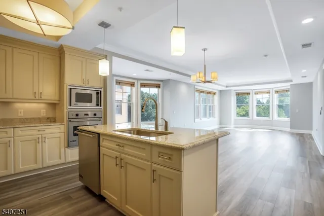 $6,500 | 40 Park412, Unit 412, Morristown, NJ 07960