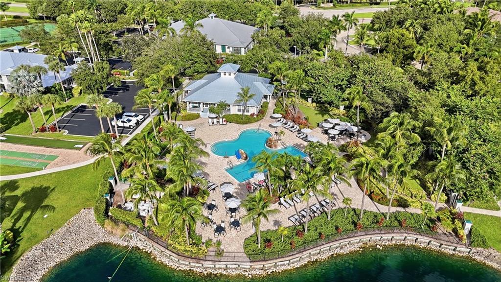 7920 Mahogany Run Lane, Unit 1015 Naples, FL 34113 - Photo 35 of 41 a picture of a yard