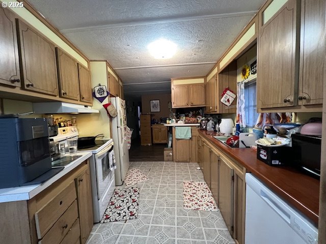 485 Shoestring Road Riddle, OR 97469 - Photo 11 of 37