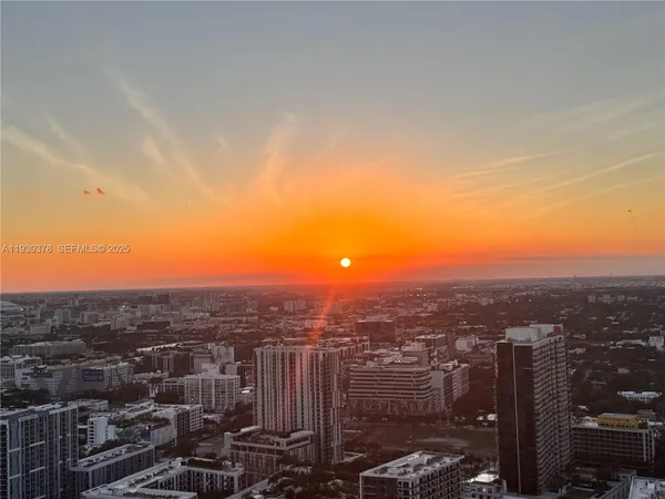 $3,200 | 501 Northeast 31st Street, Unit 604, Miami, FL 33137