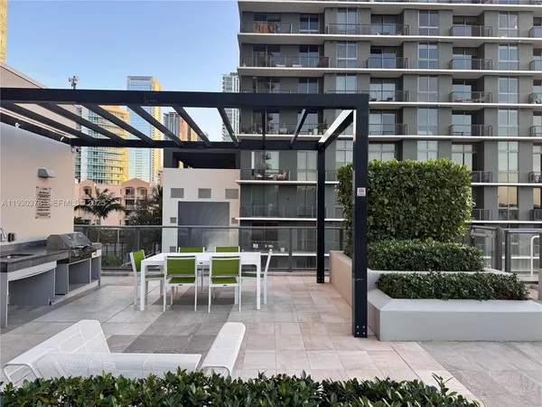 $3,200 | 501 Northeast 31st Street, Unit 604, Miami, FL 33137