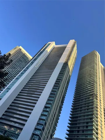 $3,300 | 501 Northeast 31st Street, Unit 604, Miami, FL 33137