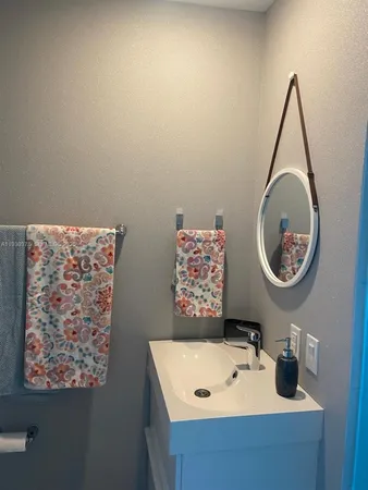 $3,200 | 501 Northeast 31st Street, Unit 604, Miami, FL 33137