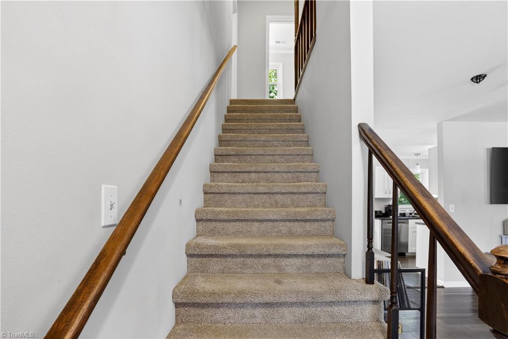 6595 Jonathan Street Pfafftown, NC 27040 - Photo 23 of 37