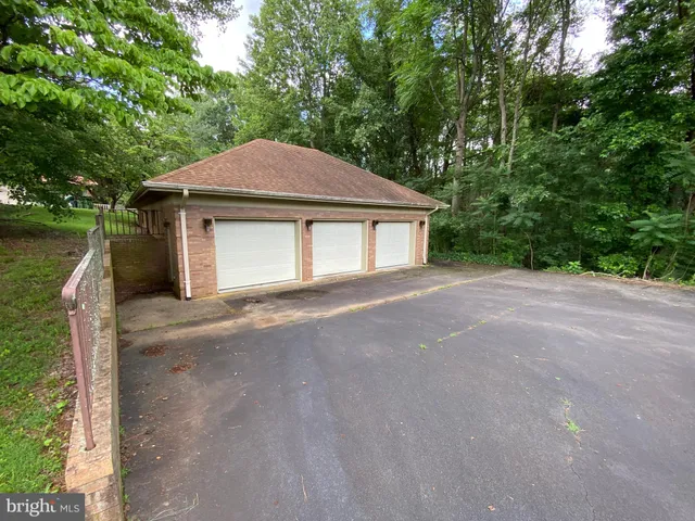 $4,995 | 11225 North Club Drive, Fredericksburg, VA 22408