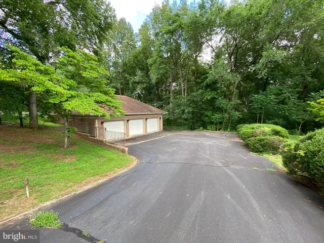 $4,995 | 11225 North Club Drive, Fredericksburg, VA 22408