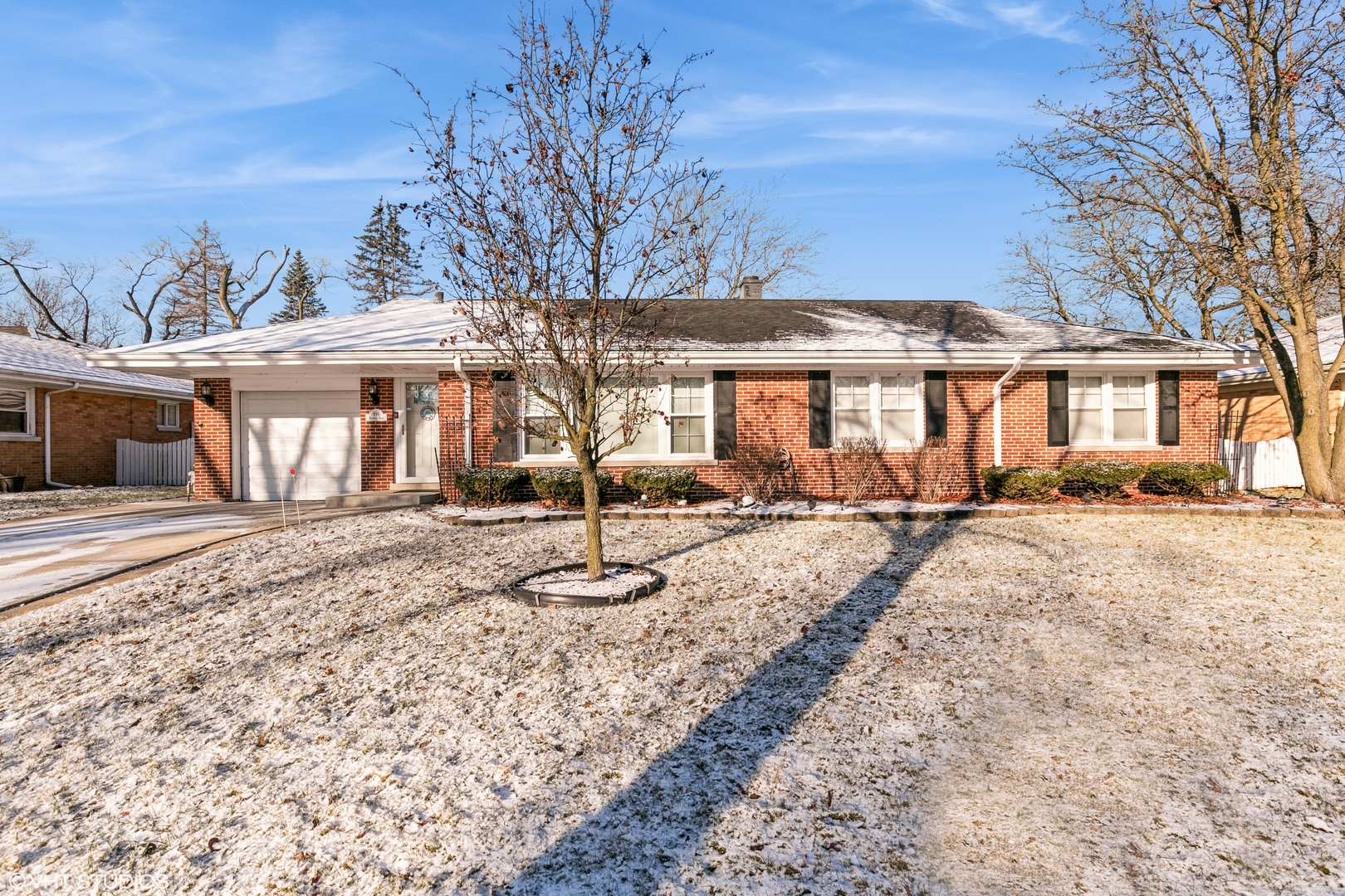 916 Braemar Road Flossmoor, IL 60422 - Photo 1 of 16