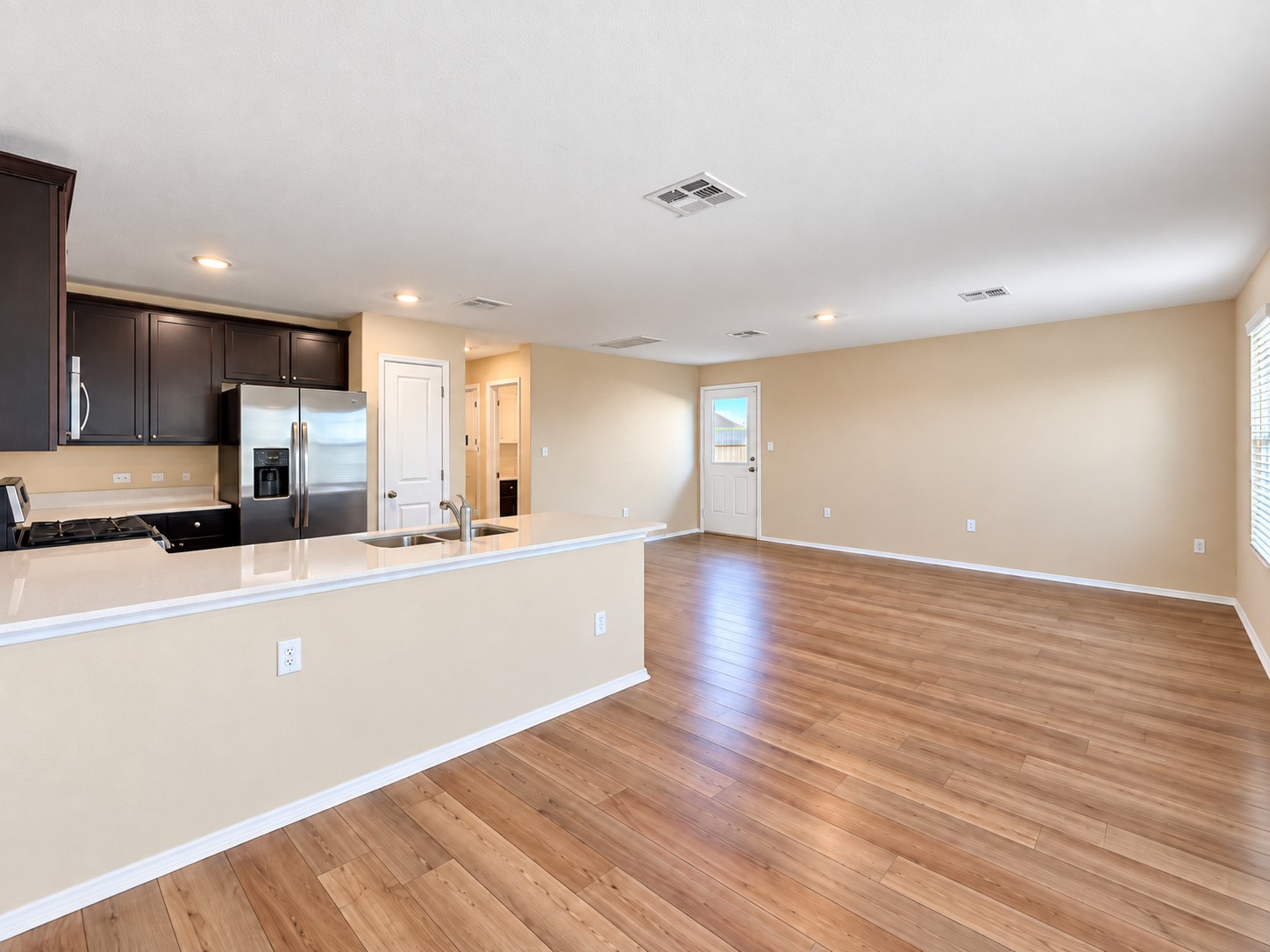 14011 Mussel Run Elgin, TX 78621 - Photo 2 of 10 Gallery Image 2