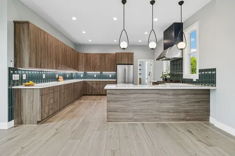 $674,999 | 3132 Edgemont Drive, Nashville, TN 37214