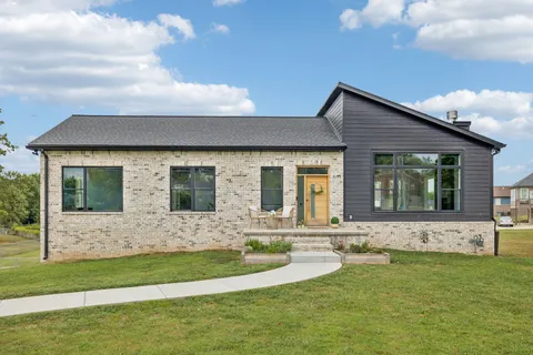 $674,999 | 3132 Edgemont Drive, Nashville, TN 37214