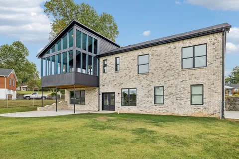 $674,999 | 3132 Edgemont Drive, Nashville, TN 37214