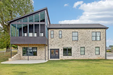 $674,999 | 3132 Edgemont Drive, Nashville, TN 37214