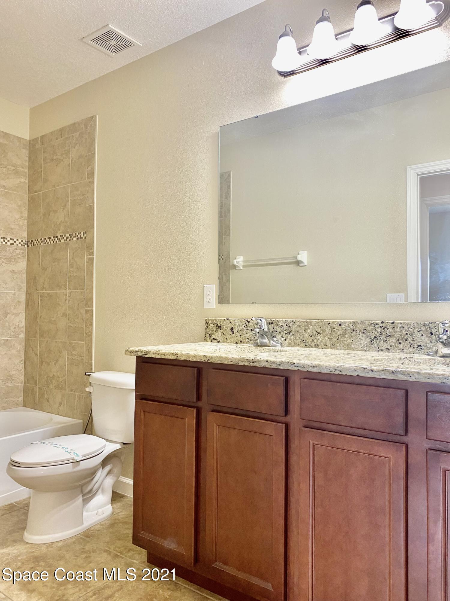 760 Fiddleleaf Circle Melbourne, FL 32904 - Photo 25 of 37 IMG_E8460