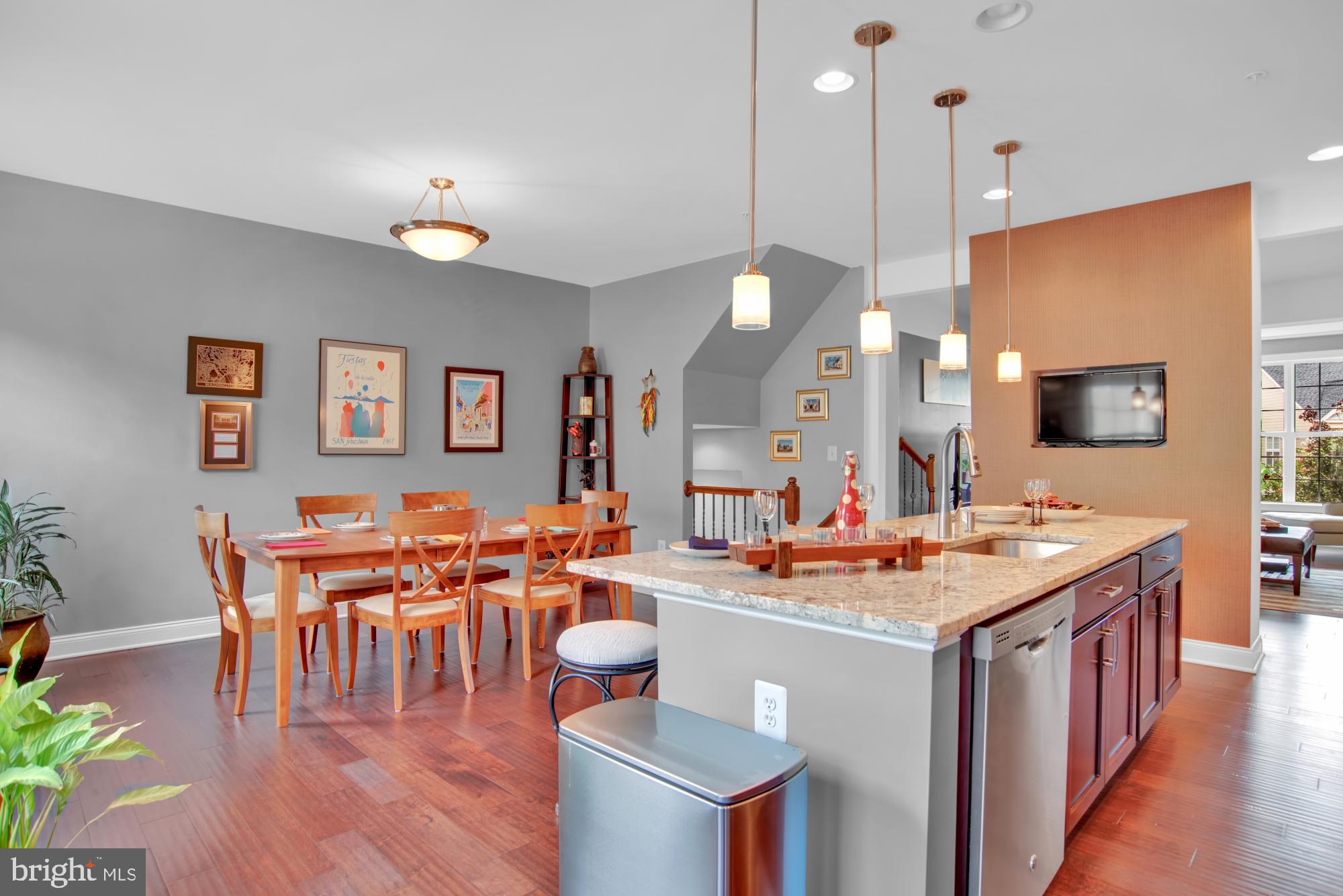 7669 Elmcrest Road Hanover, MD 21076 - Photo 11 of 43 Dining
