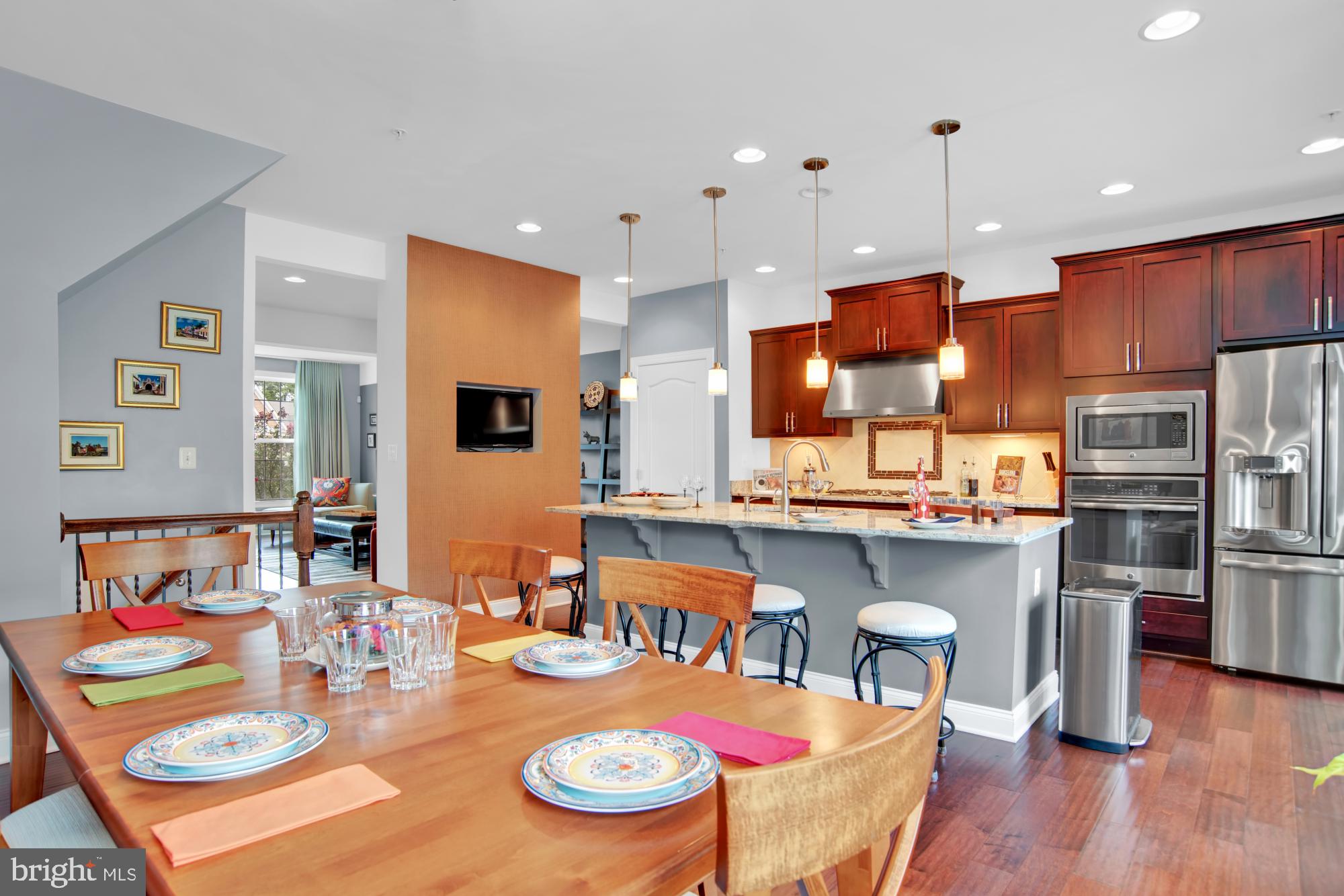 7669 Elmcrest Road Hanover, MD 21076 - Photo 12 of 43 Dining