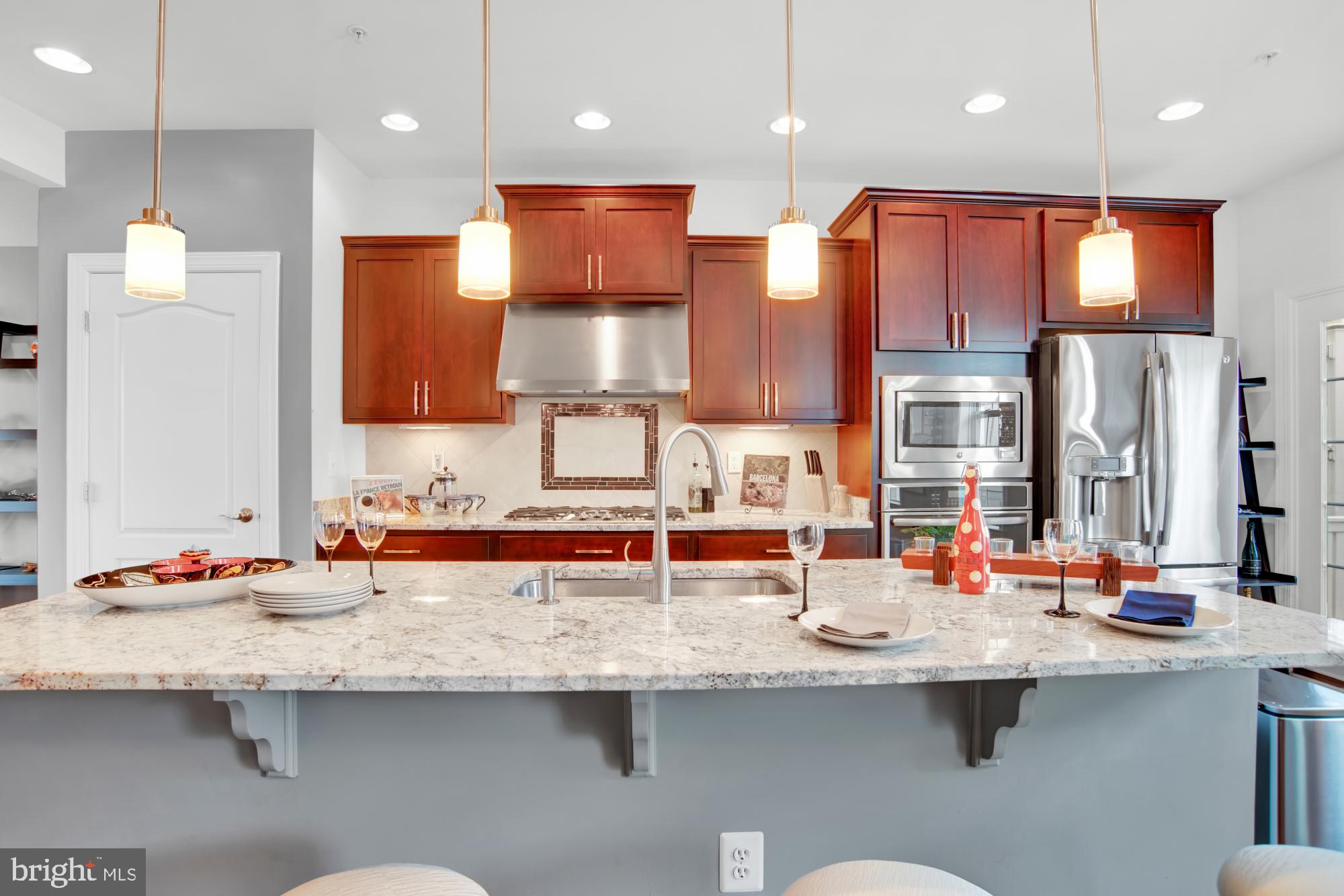7669 Elmcrest Road Hanover, MD 21076 - Photo 14 of 43 Island