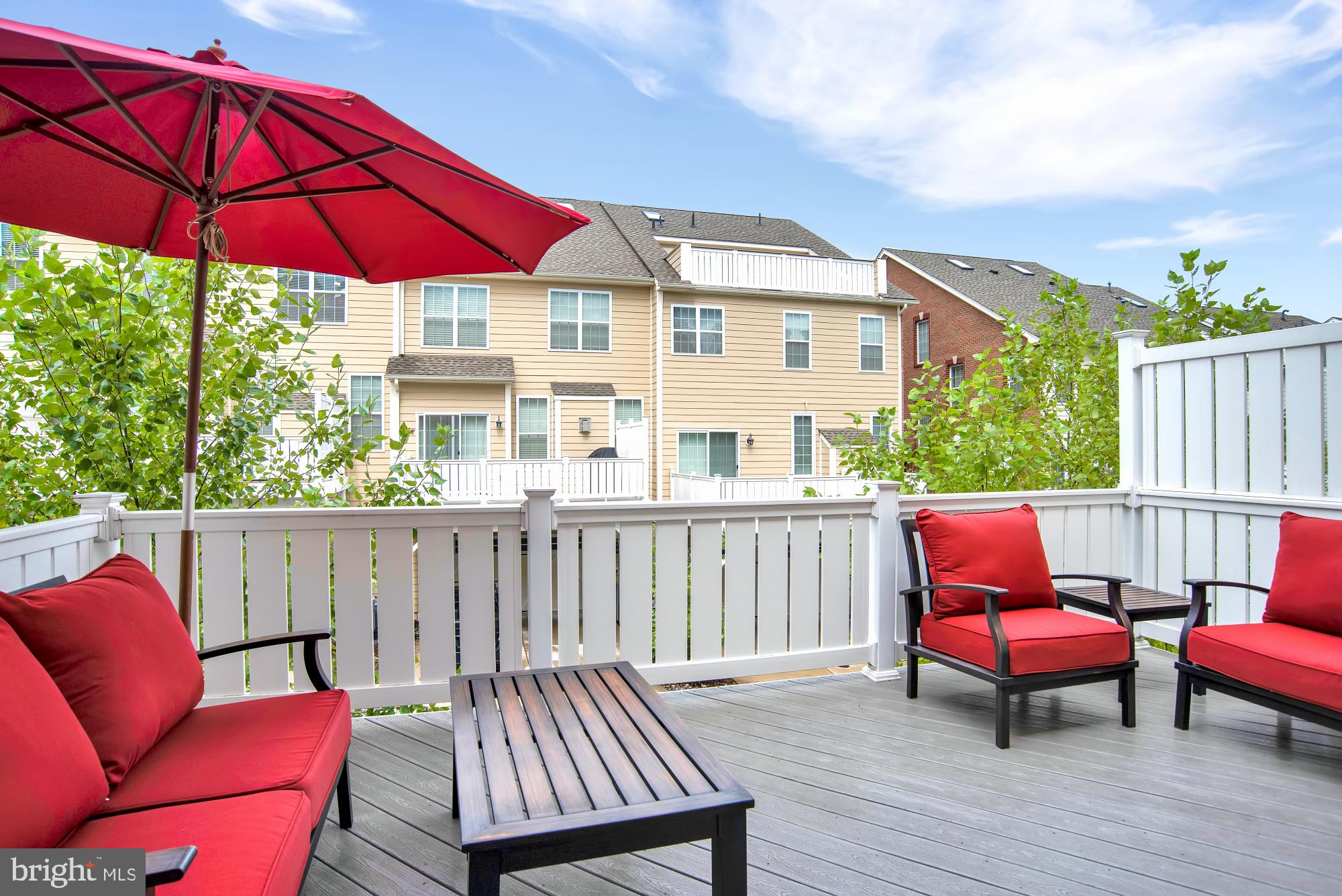 7669 Elmcrest Road Hanover, MD 21076 - Photo 27 of 43 Low maintenance deck