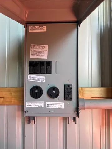 $255,000 | 22826 Gavitt Lane, Wheatland, MO 65779