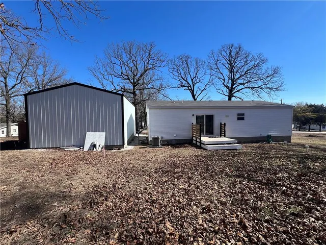 $255,000 | 22826 Gavitt Lane, Wheatland, MO 65779
