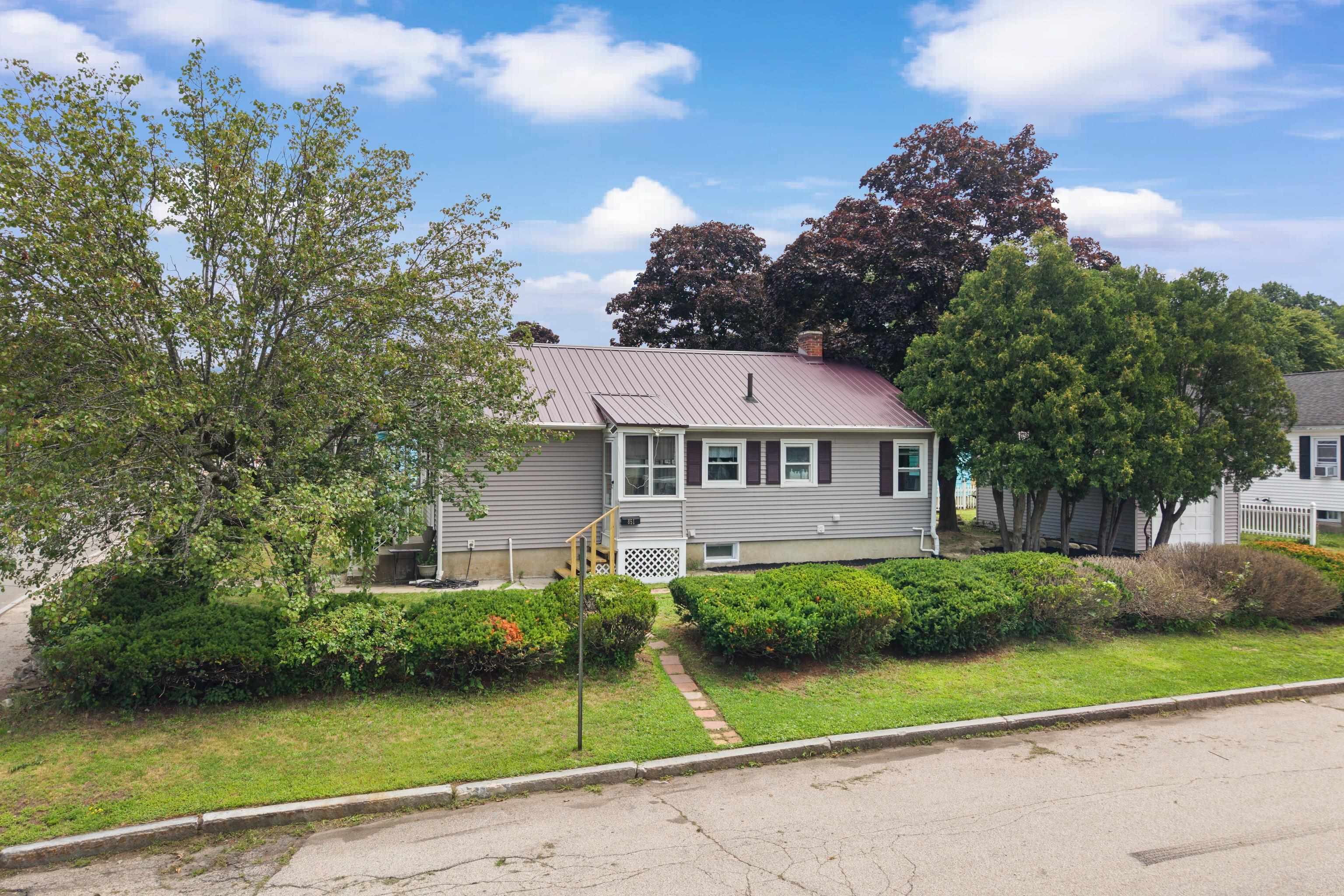 851 Cilley Road Manchester, NH 03103 - Photo 3 of 42 Gallery Image 3