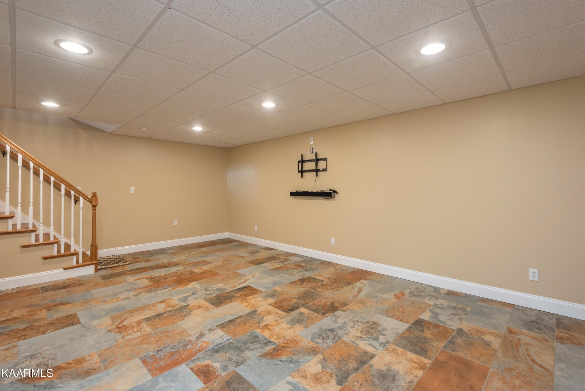 253 Pressley Road Vonore, TN 37885 - Photo 33 of 36 Gallery Image 33