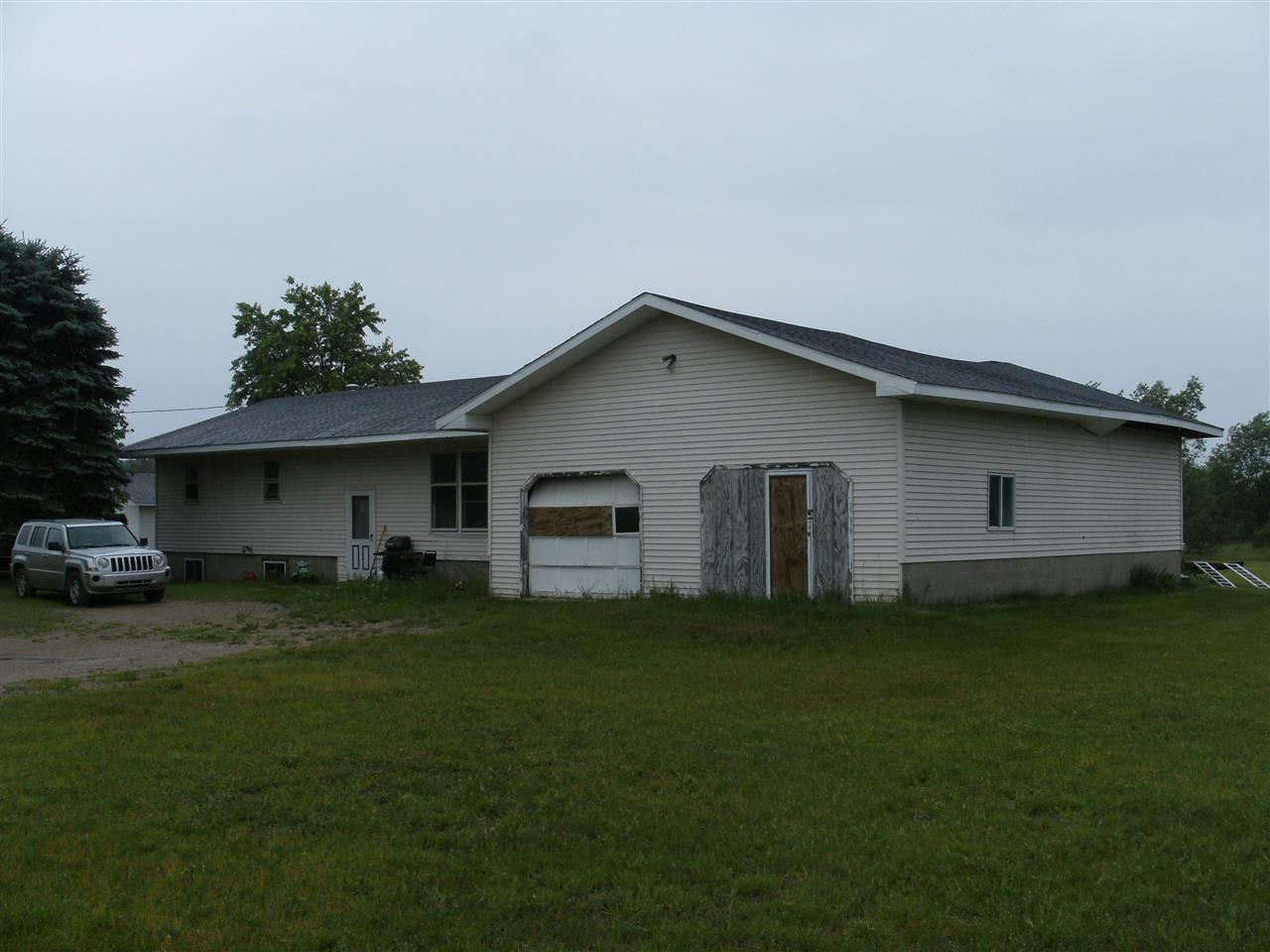 8228 North Johnson Road Mancelona, MI 49659 - Photo 2 of 11 1834822-1.JPG