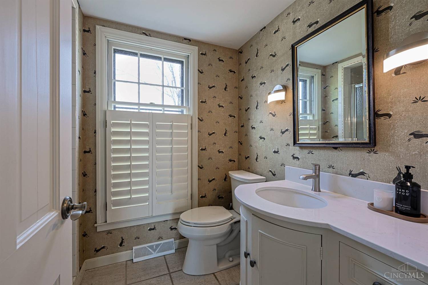 8000 Blome Road Cincinnati, OH 45243 - Photo 26 of 54 First floor Full Bath