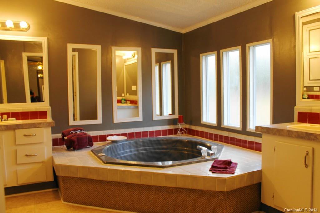 197 Stine Road Harmony, NC 28634 - Photo 19 of 24 Gallery Image 19