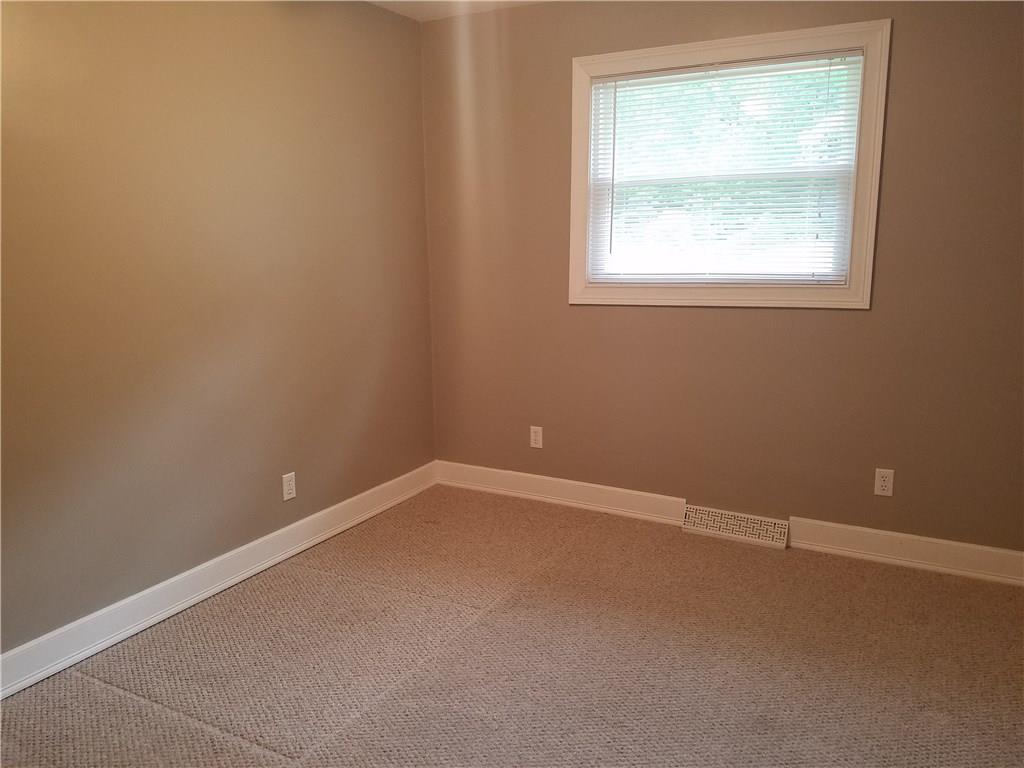 3306 Morefield Road Hermitage, PA 16148 - Photo 11 of 14 Gallery Image 11