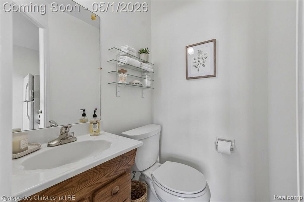 2513 Samoset Road Royal Oak, MI 48073 - Photo 14 of 40