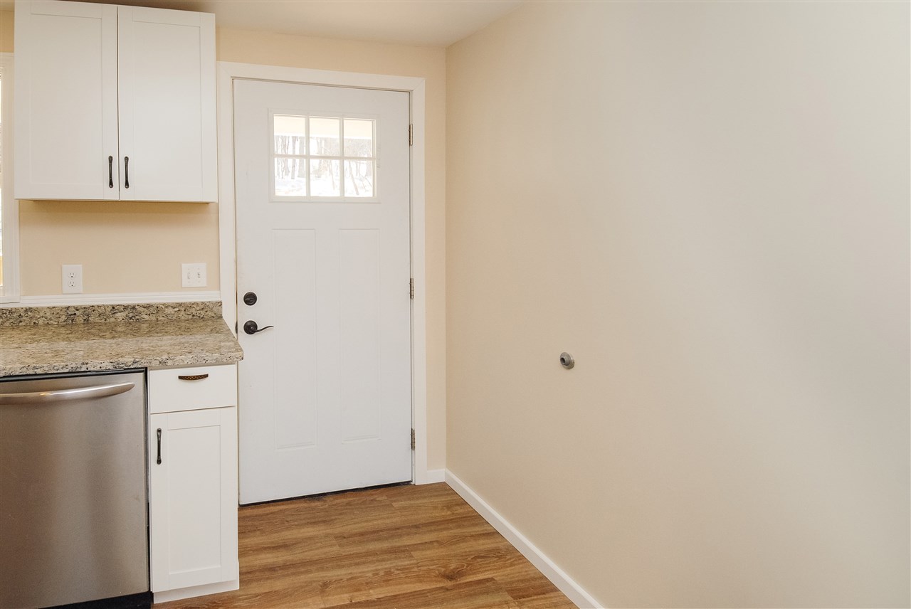 548 Alton Mountain Road Alton, NH 03810 - Photo 5 of 27 Gallery Image 5