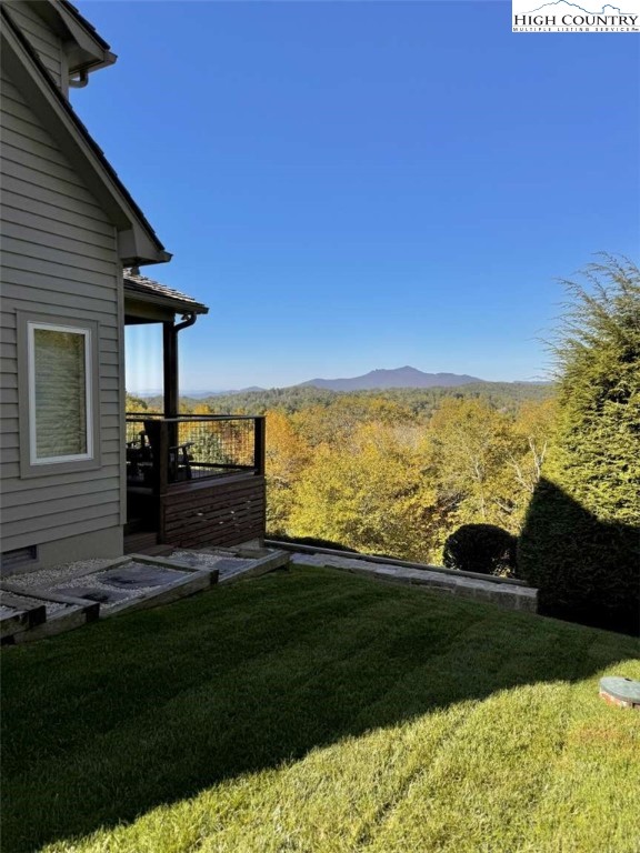 167 Elliott Circle, Unit D1 Blowing Rock, NC 28605 - Photo 24 of 25 a view of a big yard next to a yard