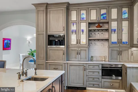 $6,750,000 | 2801 Riverton Road, Riverton, NJ 08077