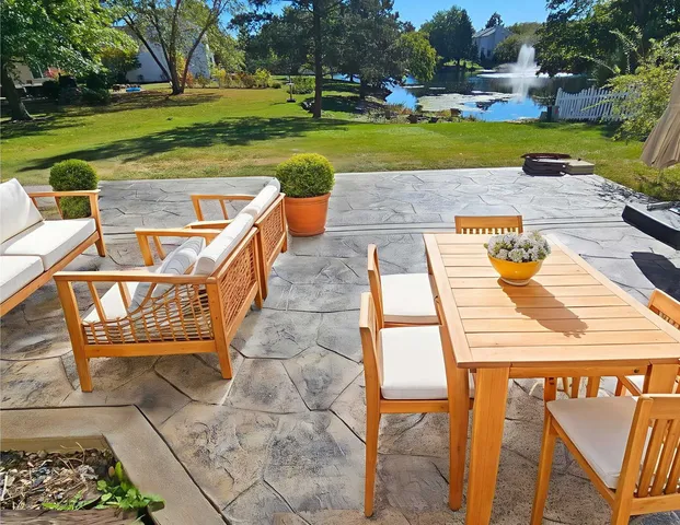 $404,900 | 3812 Landings Road, Joliet, IL 60431