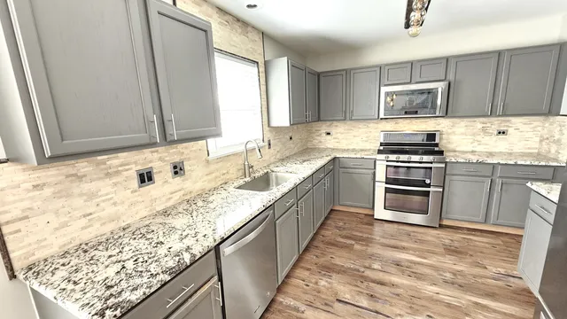 $404,900 | 3812 Landings Road, Joliet, IL 60431