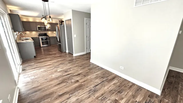 $404,900 | 3812 Landings Road, Joliet, IL 60431