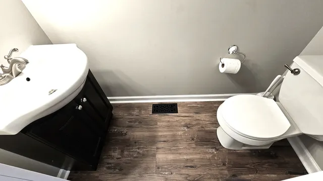 $404,900 | 3812 Landings Road, Joliet, IL 60431