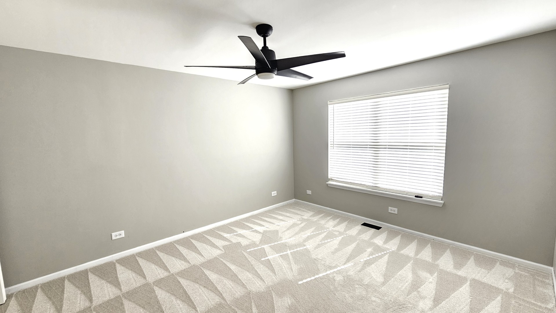 3812 Landings Road Joliet, IL 60431 - Photo 53 of 65 Gallery Image 53