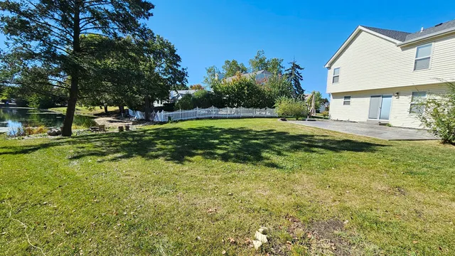 $404,900 | 3812 Landings Road, Joliet, IL 60431