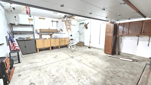 $404,900 | 3812 Landings Road, Joliet, IL 60431