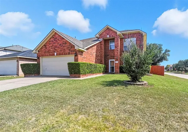 $369,000 | 4917 Shell Ridge Drive, Fort Worth, TX 76133