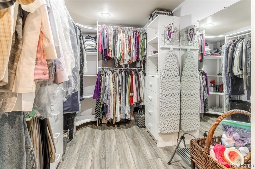 1263 Whittier Road Grosse Pointe Park, MI 48230 - Photo 33 of 39