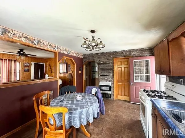 $114,900 | 10120 East 200 North, Grovertown, IN 46531