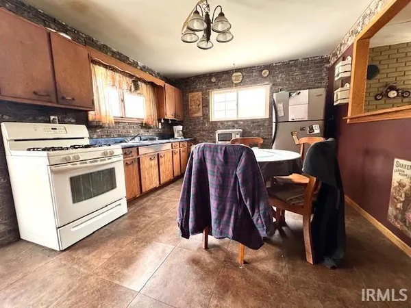 $114,900 | 10120 East 200 North, Grovertown, IN 46531