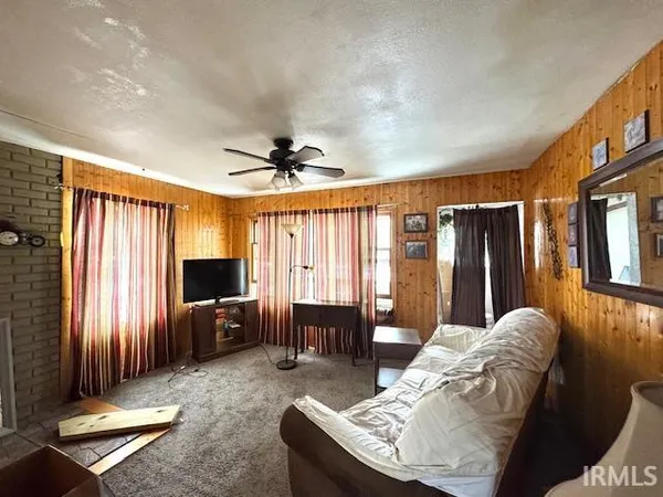 $114,900 | 10120 East 200 North, Grovertown, IN 46531