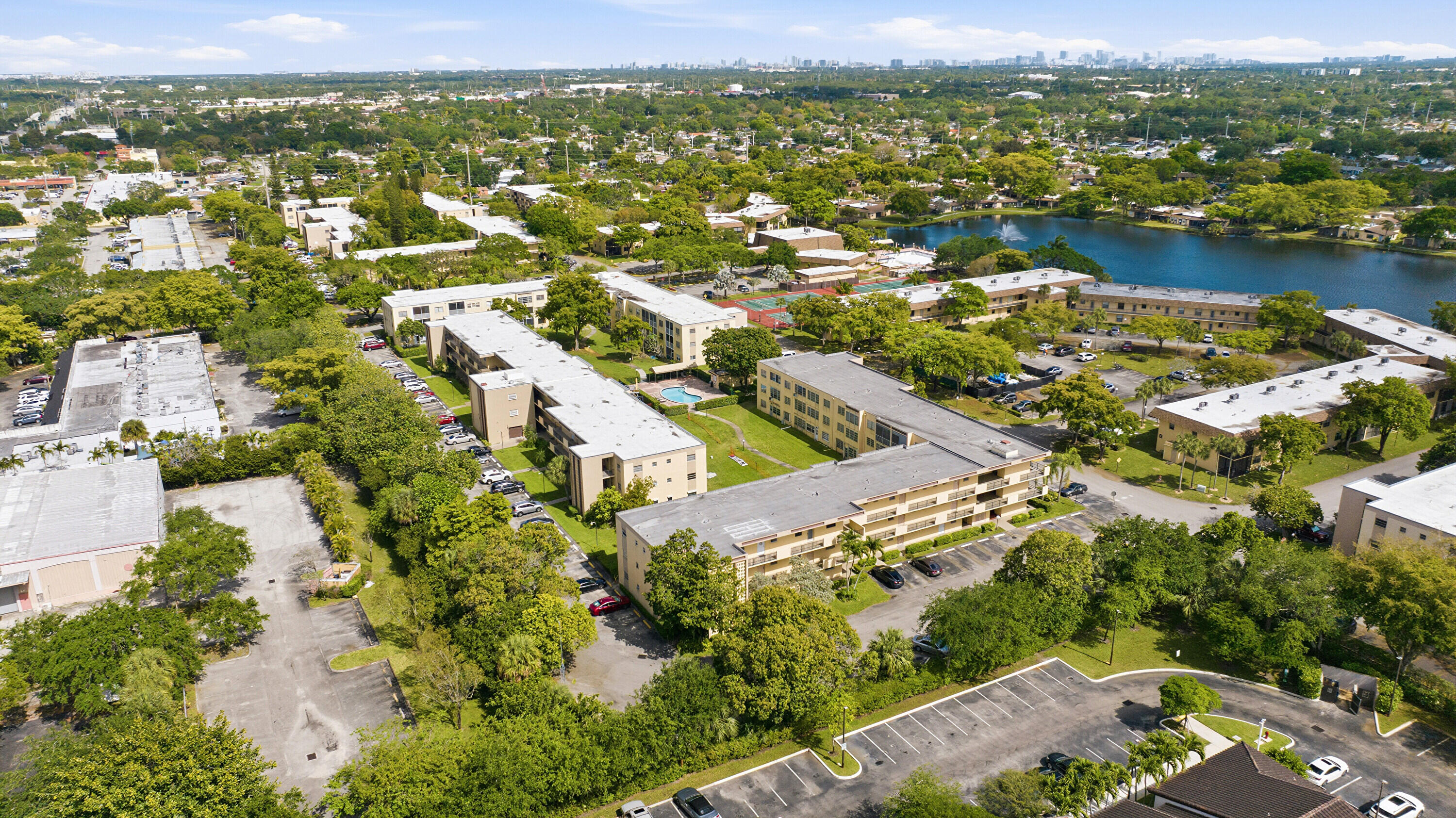 200 Ashbury Road, Unit 106 Hollywood, FL 33024 - Photo 21 of 23 34_dji_20260413155639_0211_d