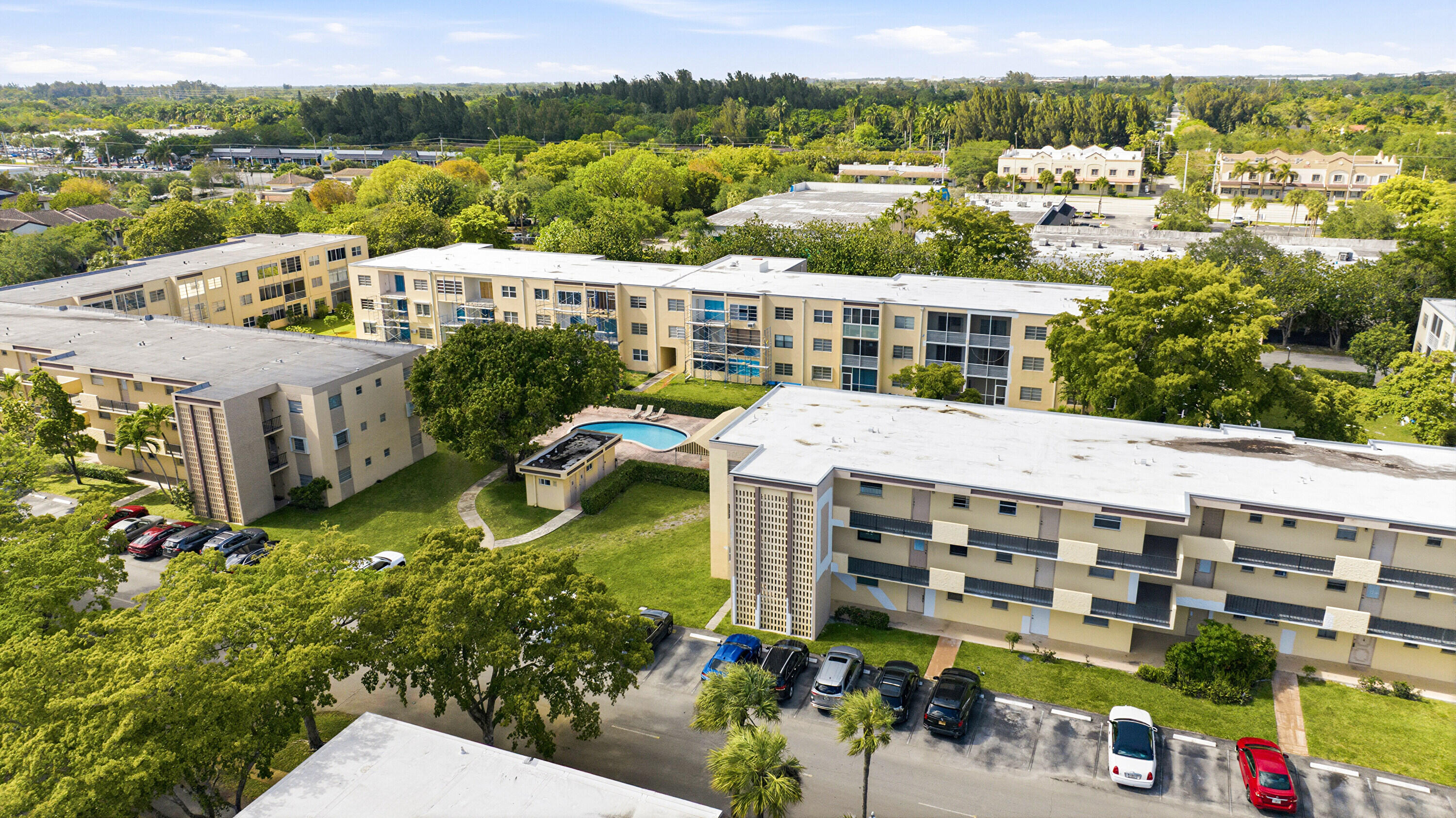 200 Ashbury Road, Unit 106 Hollywood, FL 33024 - Photo 23 of 23 39_dji_20260413155813_0217_d