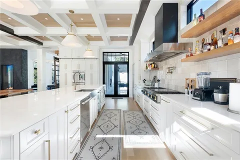 $3,000,000 | 319 West Frances Avenue, Tampa, FL 33602