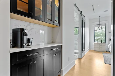 $3,000,000 | 319 West Frances Avenue, Tampa, FL 33602